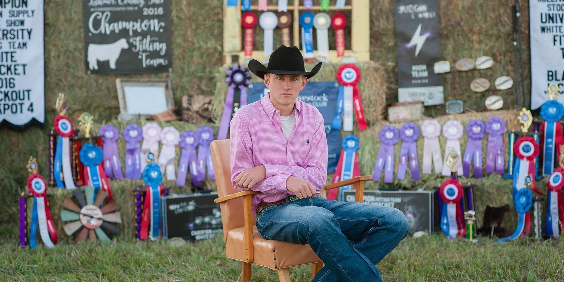Photography - A Guys Senior Session - Livestock & Co.